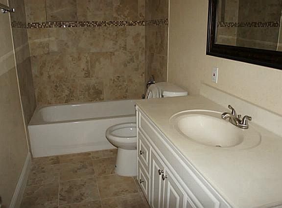 4th image of 1833 Paxton Dr