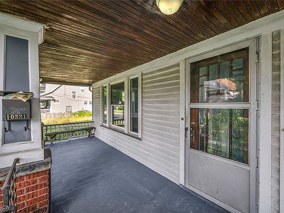 5th image of 10321 Almira Ave