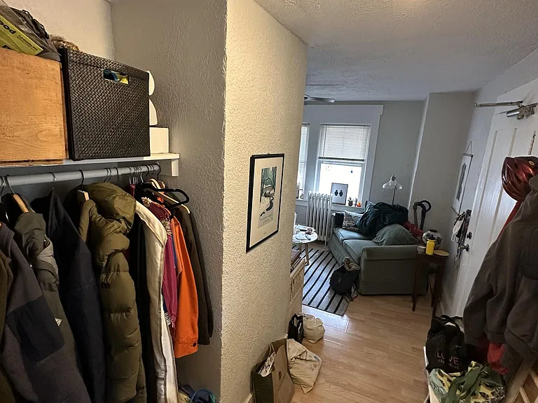 708 Holly Ave #4 — Photo 15