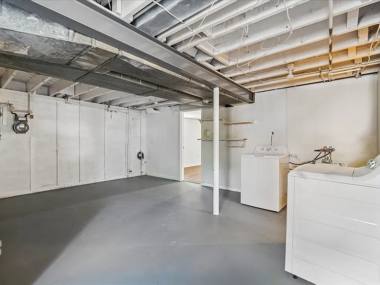 13012 Georgia Ave — Photo 27