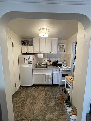 Rented by City Connections Realty | media 20