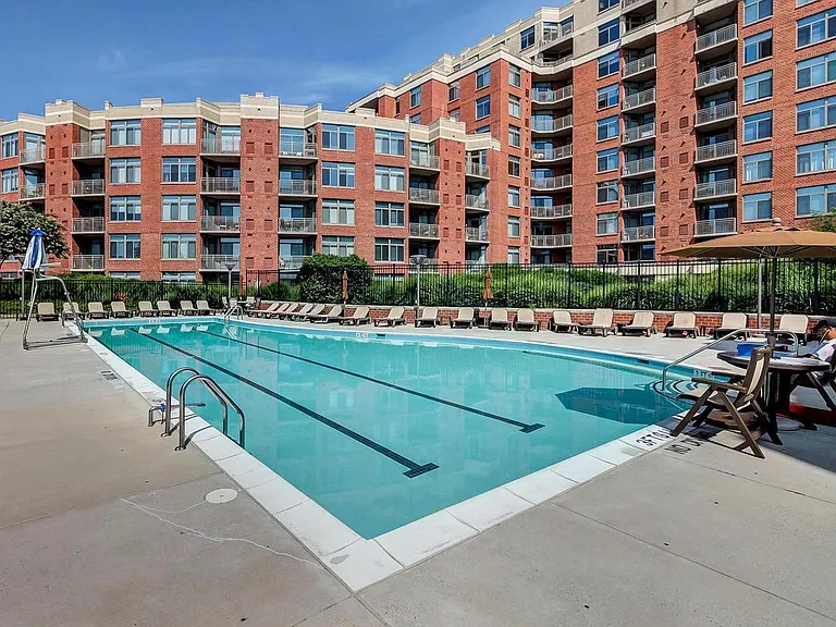 3600 Glebe Rd #230W — Photo 30