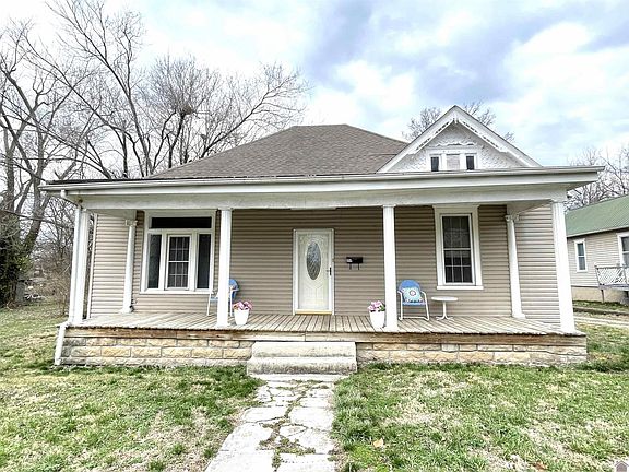 2nd image of 605 N Jefferson St