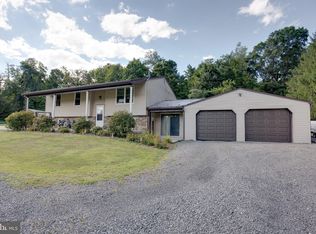 30 Breann Dr, Milroy, PA 17063