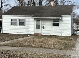 1400 Bel Aire Dr, Belleville, IL