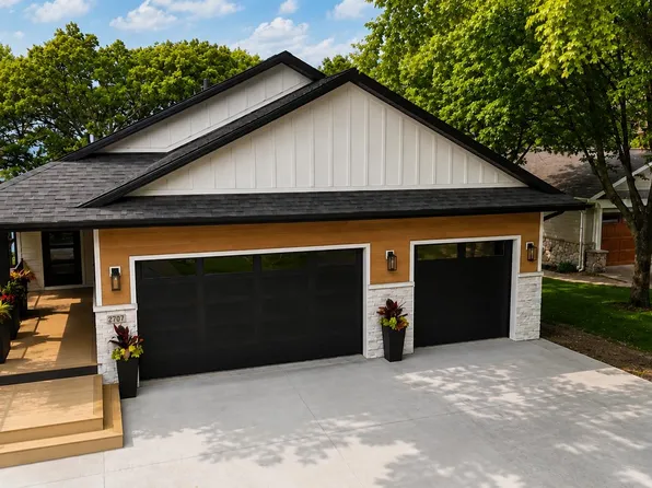 2707 1st St, Milford, IA 51331