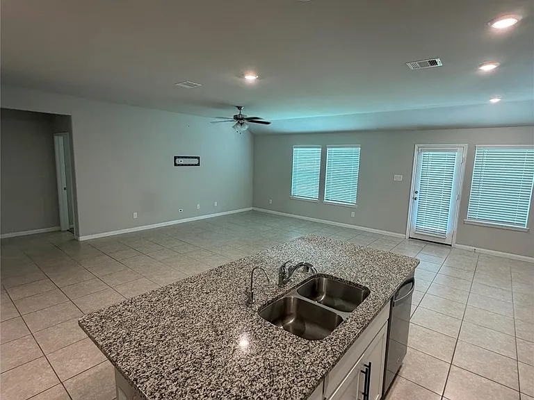 3115 Tanner Dell Ct — Photo 5