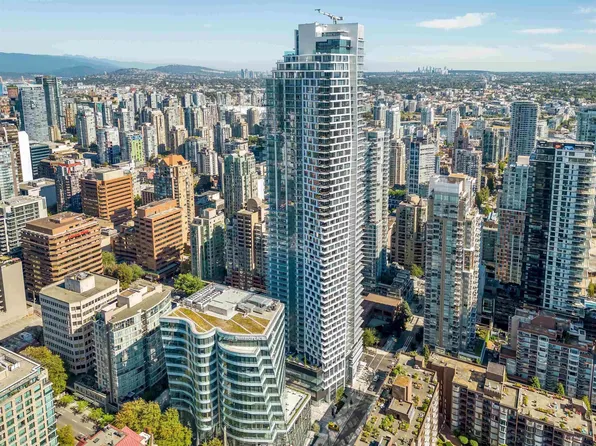 1289 Hornby St #2911, Vancouver, BC V6Z 2H7
