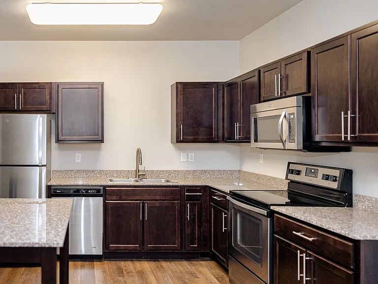 Kascade Place Apartments — Photo 80