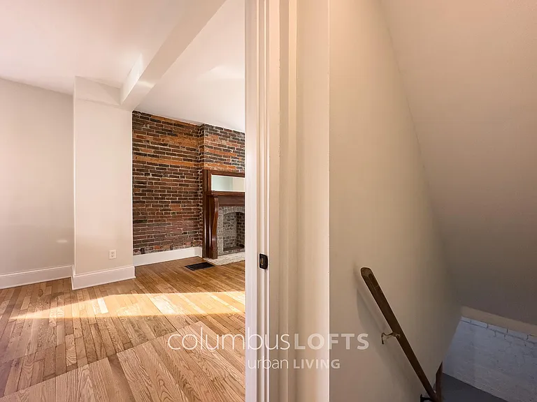 399 W 2nd Ave — Photo 20