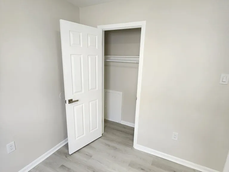 2202D Hamilton Ave #D — Photo 11