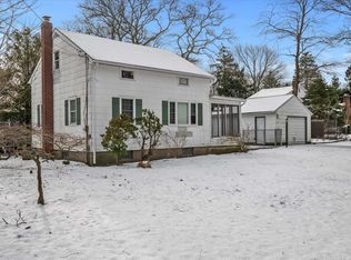 320 Soundview Dr, Rocky Point, NY 11778