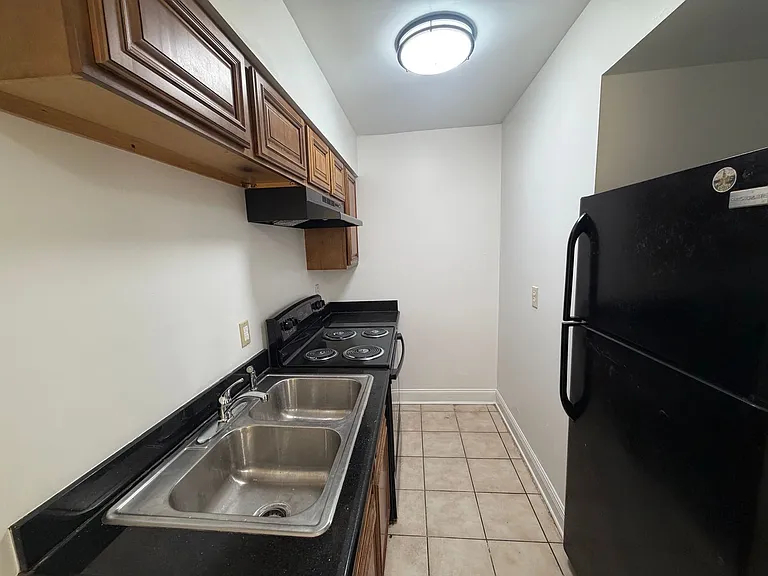 2639 Dreux Ave — Photo 5