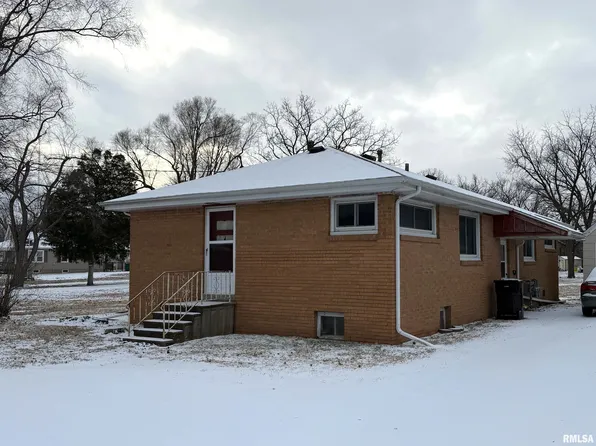 2510 Springfield Rd, East Peoria, IL 61611