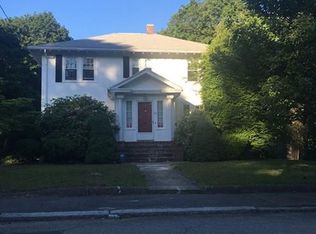 86 Echo St, Brockton, MA 02301