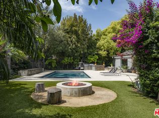 11160 Valley Spring Pl, North Hollywood, CA 91602