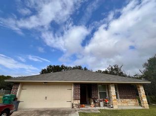 106 Owl Rd, Victoria, TX 77905
