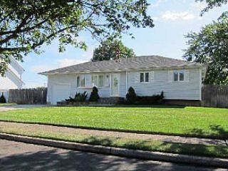 1st image of 95 Forsythia Ln