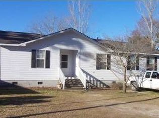 172 Hammocks Landing Rd, Newport, NC 28570