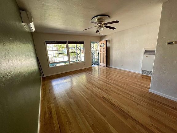 5th image of 27 Jackson St