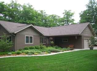 3850 Woodhaven Ln, Rhinelander, WI 54501
