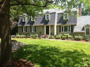 1 Deepwoods Dr, Natick, MA 01760