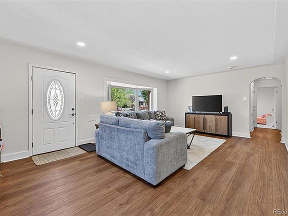 4th image of 5730 E 19th Avenue
