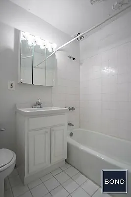 Rented by Bond New York | media 11