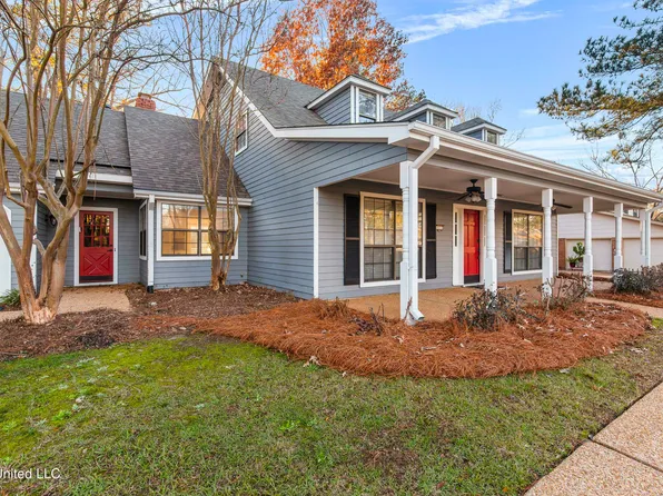 221 Greenfield Pl, Brandon, MS 39047