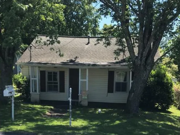 1833 Park St, Kingsport, TN 37664