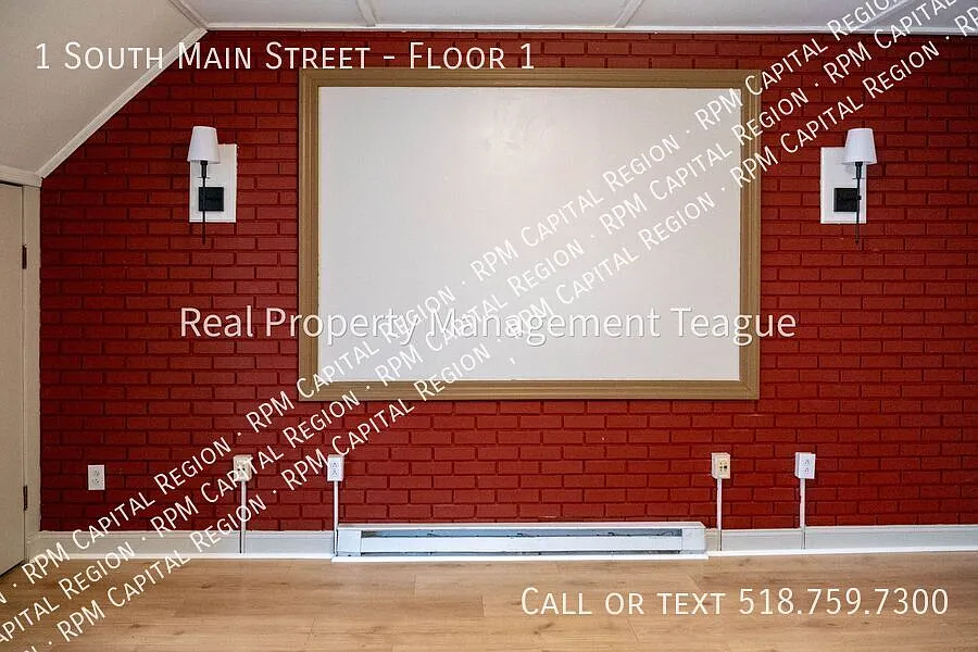 3 bed, 2.0 bath, $1,795 — Photo 3