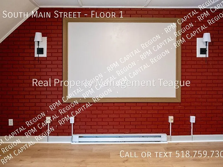 1 S Main St #1 — Photo 3