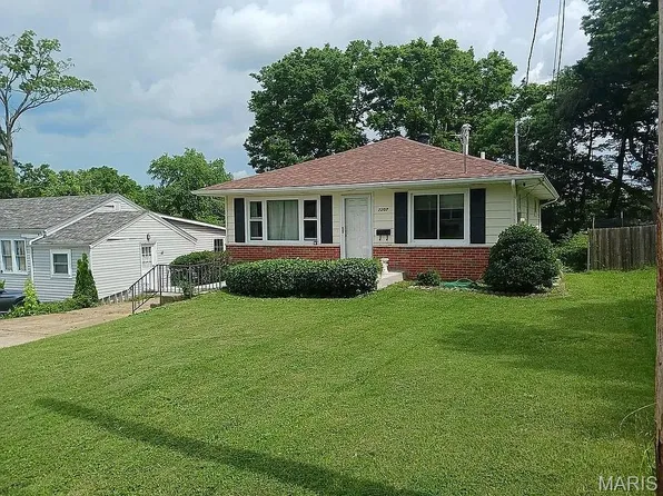 7207 Stafford Ct, Saint Louis, MO 63123