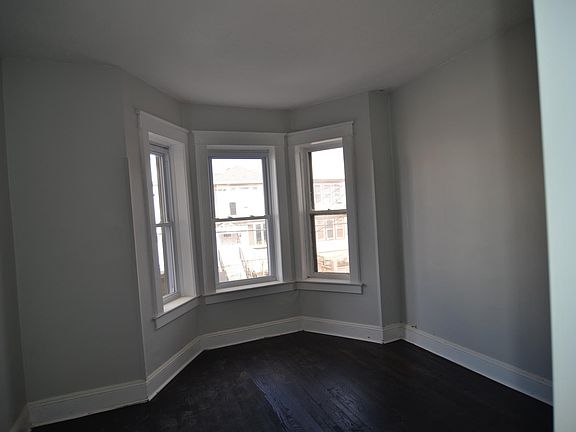 3rd image of 147 Lexington Ave #1