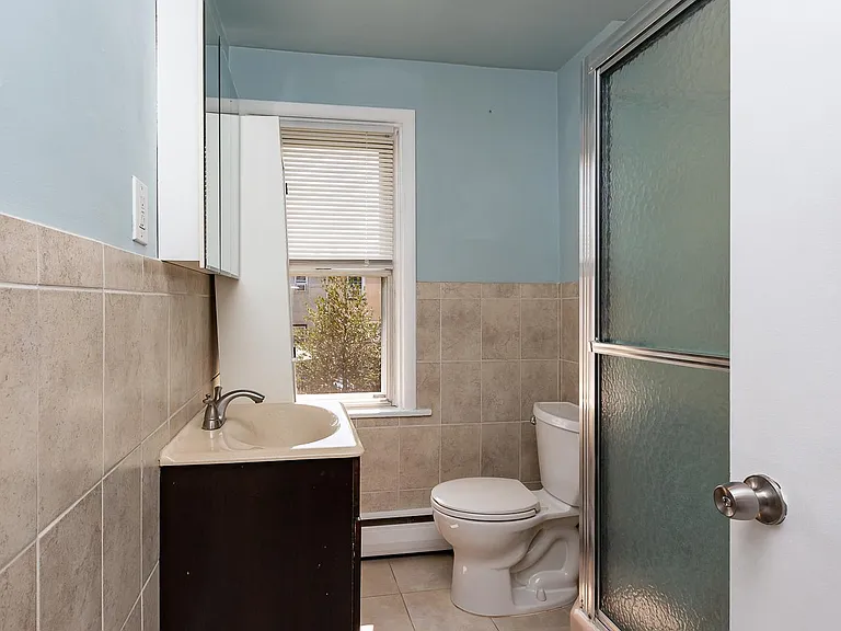 334 E Conestoga Rd — Photo 25