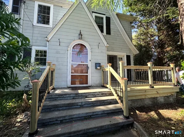 60 Thurston St, Bridgeport, CT 06605