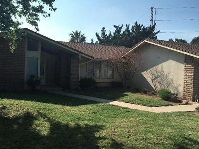 1862 Escalon Ave, Clovis, CA, 93611