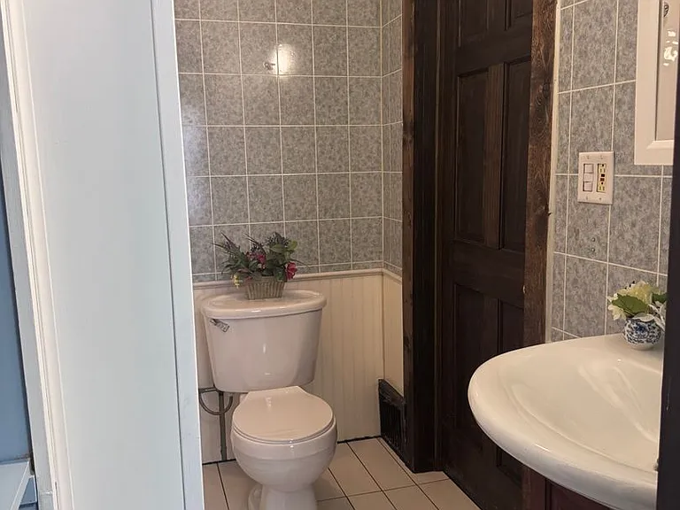 60 W Cotton St — Photo 13