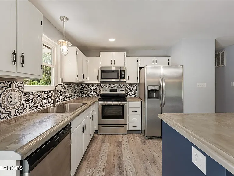 6579 E Garwood Cir — Photo 3