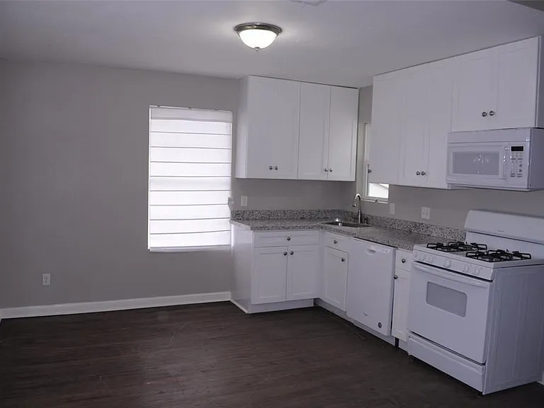 3502 Rosedale St #C — Photo 1