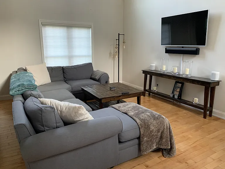 Abigail Dr — Photo 20