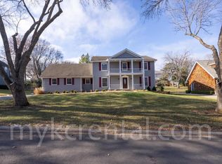 12012 Ensley Ln, Leawood, KS 66209