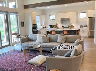 20341 SE Chandler Egan Way, Bend, OR 97702