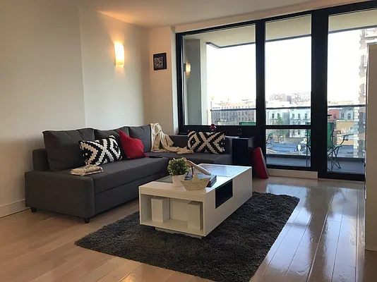 Rented by Compass | media 67