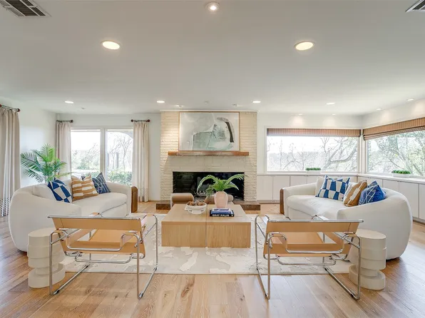 3725 Autumn Dr, Fort Worth, TX 76109