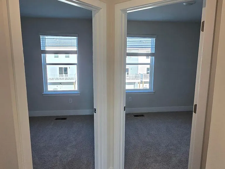 52 Aloma St — Photo 31