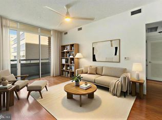 1020 N Highland St Unit 221, Arlington, VA 22201