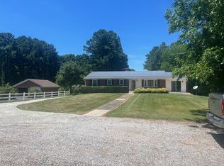 1645 Chalk Level Rd, Chatham, VA 24531