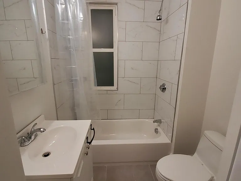 72 Draper St #2.4 — Photo 11