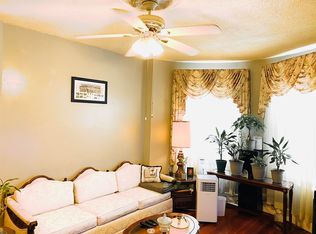 19 Castlegate Rd, Dorchester, MA 02121